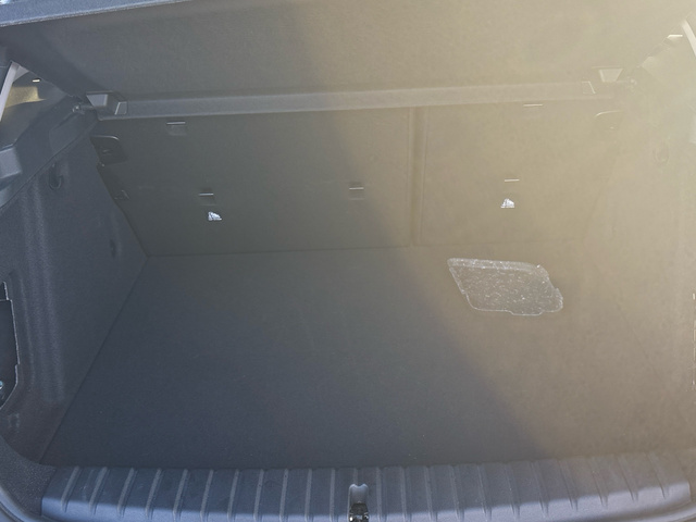 BMW Serie 1 118d color Gris. Año 2024. 110KW(150CV). Diésel. En concesionario BYmyCAR Madrid - Algete de Madrid