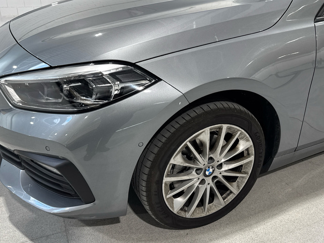 fotoG 5 del BMW Serie 1 118d Business 110 kW (150 CV) 150cv Diésel del 2024 en Madrid