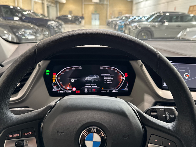 fotoG 10 del BMW Serie 1 118d Business 110 kW (150 CV) 150cv Diésel del 2024 en Madrid