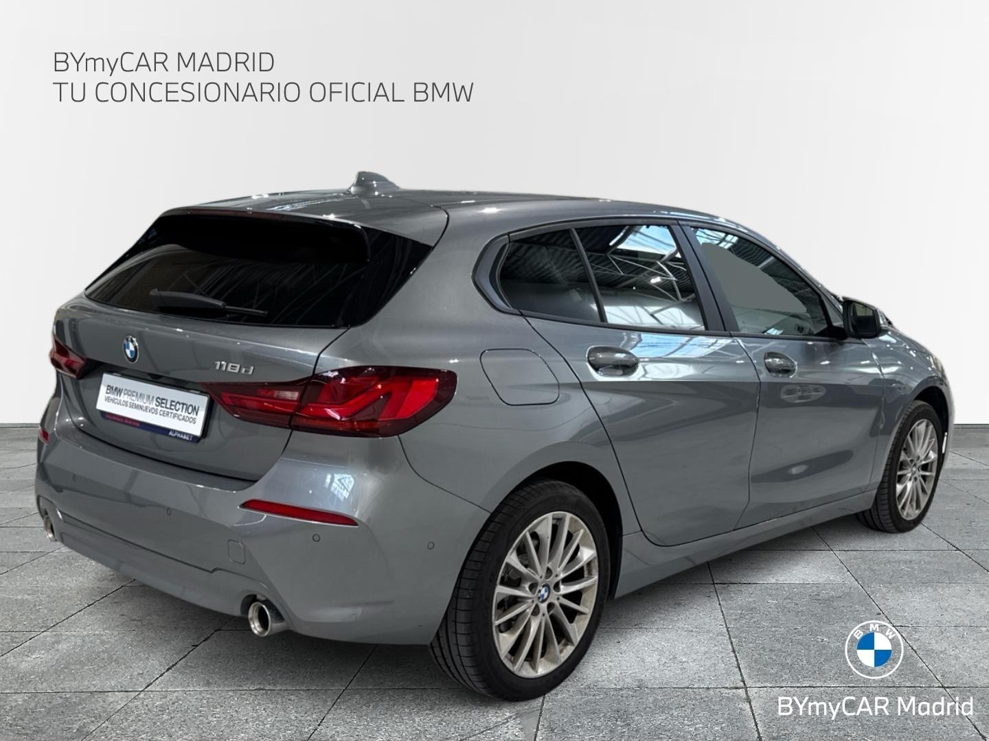 BMW Serie 1 118d color Gris. Año 2024. 110KW(150CV). Diésel. En concesionario BYmyCAR Madrid - Algete de Madrid