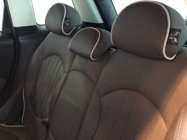 fotoG 8 del MINI MINI Countryman Cooper S ALL4 135 kW (184 CV) 184cv Gasolina del 2016 en Madrid