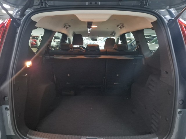 Foto 6 Dacia Jogger Expression Hybrid 104 kW (140 CV) 5 Plazas