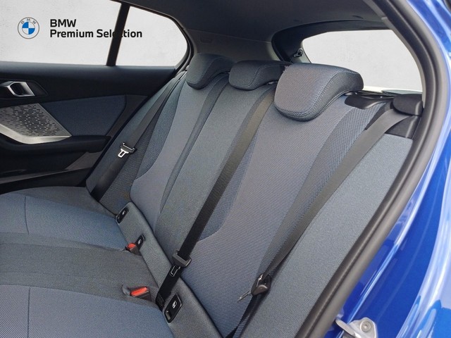 BMW Serie 1 116i color Azul. Año 2025. 90KW(122CV). Gasolina. En concesionario Marmotor de Las Palmas