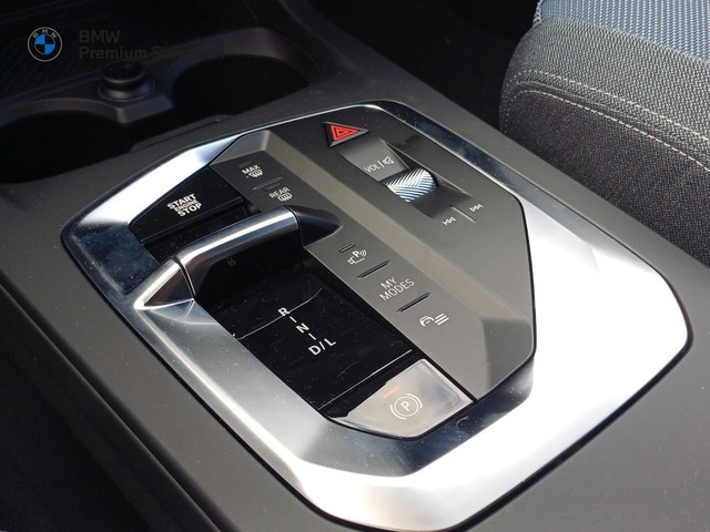 BMW Serie 1 116i color Azul. Año 2025. 90KW(122CV). Gasolina. En concesionario Marmotor de Las Palmas