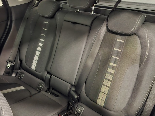 BMW X1 sDrive18d color Azul. Año 2022. 110KW(150CV). Diésel. En concesionario Automoviles Bertolin S.L. de Valencia