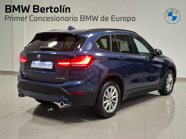 BMW X1 sDrive18d color Azul. Año 2022. 110KW(150CV). Diésel. En concesionario Automoviles Bertolin S.L. de Valencia