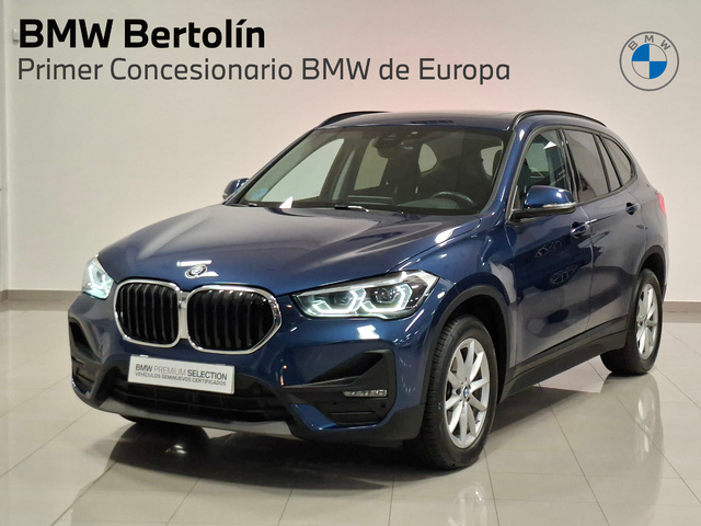 BMW X1 sDrive18d color Azul. Año 2022. 110KW(150CV). Diésel. En concesionario Automoviles Bertolin S.L. de Valencia