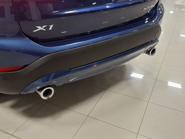 BMW X1 sDrive18d color Azul. Año 2022. 110KW(150CV). Diésel. En concesionario Automoviles Bertolin S.L. de Valencia
