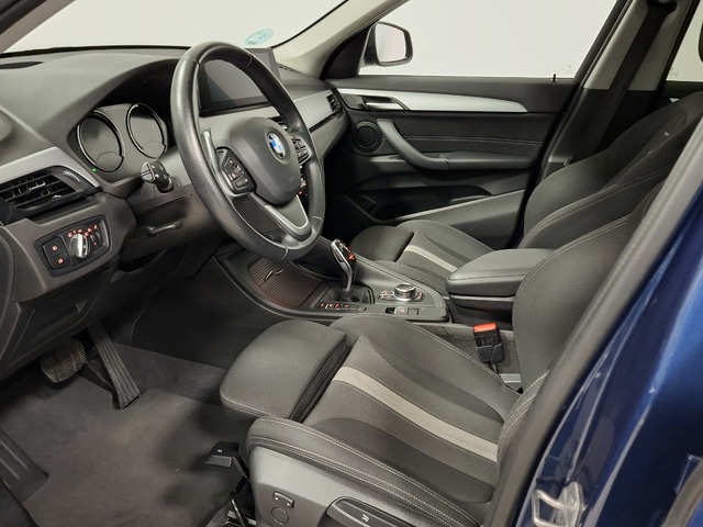 BMW X1 sDrive18d color Azul. Año 2022. 110KW(150CV). Diésel. En concesionario Automoviles Bertolin S.L. de Valencia