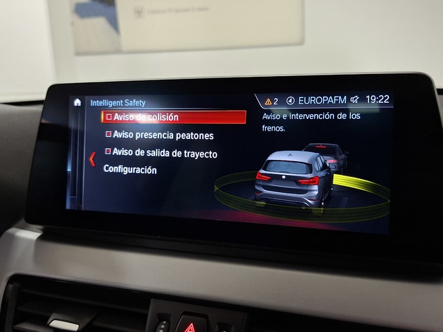 BMW X1 sDrive18d color Azul. Año 2022. 110KW(150CV). Diésel. En concesionario Automoviles Bertolin S.L. de Valencia