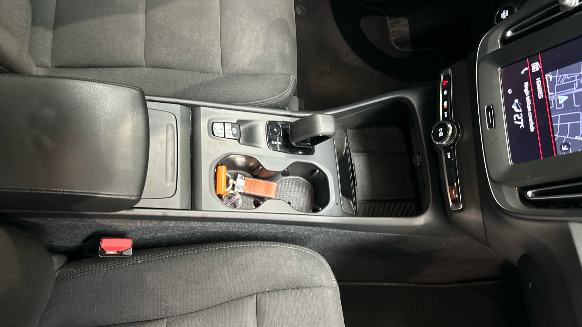 Volvo XC40 segunda mano 87153647 - 24 Volvo XC40 segunda mano 87153647 - 24