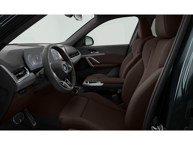 BMW X1 sDrive20d color Verde. Año 2025. 120KW(163CV). Diésel. En concesionario Celtamotor Vigo de Pontevedra
