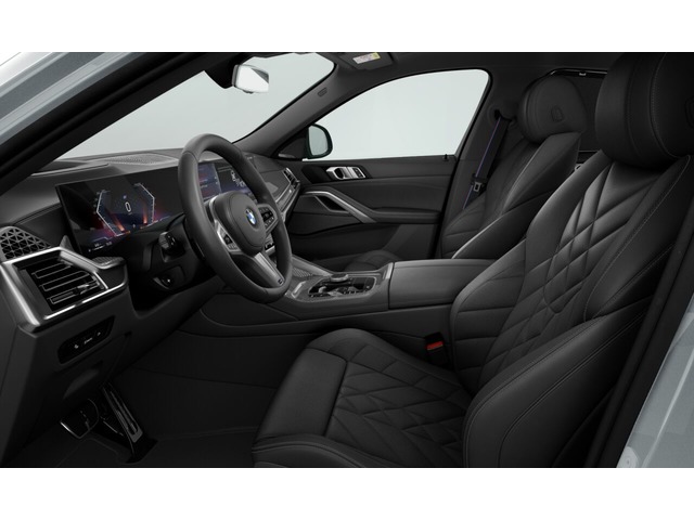 BMW X6 xDrive30d color Gris. Año 2025. 210KW(286CV). Diésel. En concesionario Celtamotor Vigo de Pontevedra