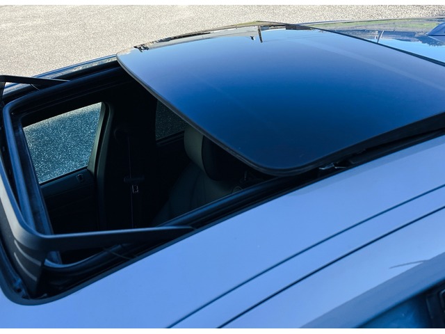 BMW X6 xDrive30d color Gris. Año 2025. 210KW(286CV). Diésel. En concesionario Celtamotor Vigo de Pontevedra