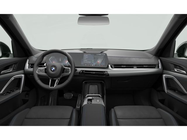 BMW X1 sDrive20i color Negro. Año 2025. 125KW(170CV). Gasolina. En concesionario Carteya Motor | Campo de Gibraltar de Cádiz