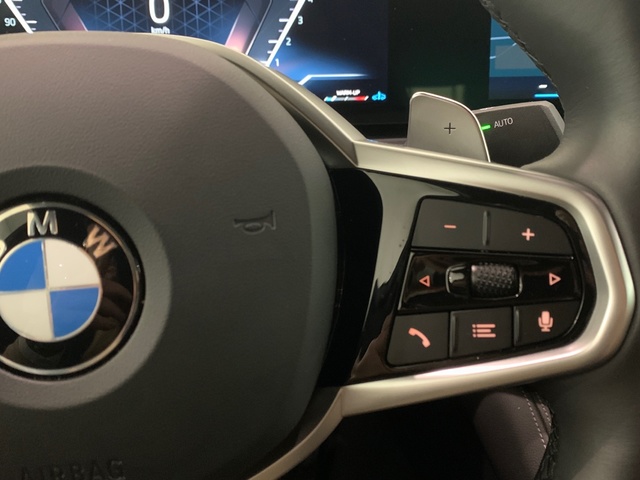 BMW Serie 4 430i Gran Coupe color Negro. Año 2025. 180KW(245CV). Gasolina. En concesionario Celtamotor Lalín de Pontevedra