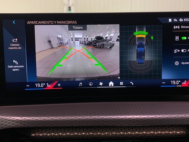 BMW Serie 4 430i Gran Coupe color Negro. Año 2025. 180KW(245CV). Gasolina. En concesionario Celtamotor Lalín de Pontevedra