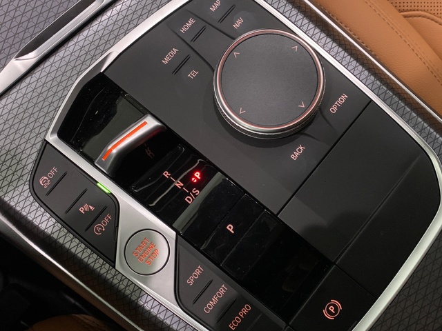 BMW Serie 4 430i Gran Coupe color Negro. Año 2025. 180KW(245CV). Gasolina. En concesionario Celtamotor Lalín de Pontevedra