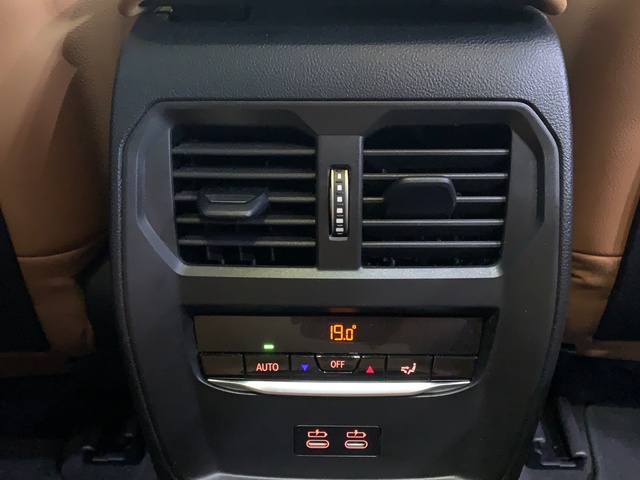 BMW Serie 4 430i Gran Coupe color Negro. Año 2025. 180KW(245CV). Gasolina. En concesionario Celtamotor Lalín de Pontevedra