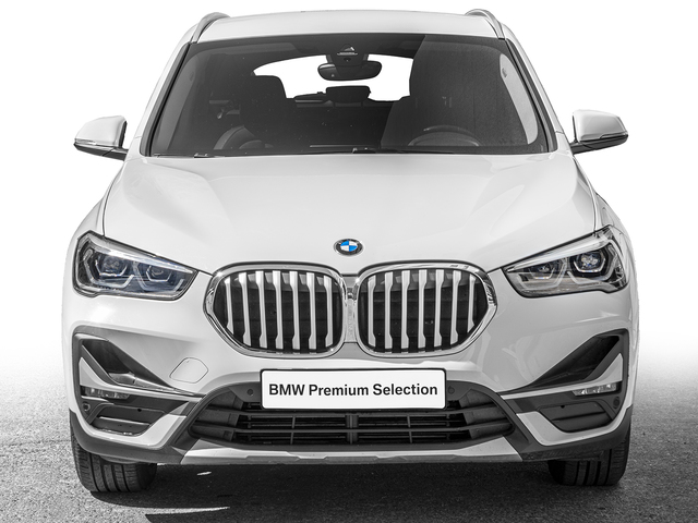 BMW X1 sDrive18d color Blanco. Año 2021. 110KW(150CV). Diésel. En concesionario Caetano Cuzco, Alcalá de Madrid