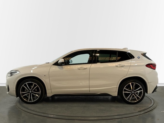 BMW X2 sDrive18d color Blanco. Año 2023. 110KW(150CV). Diésel. En concesionario Proa Premium Palma de Illes Balears