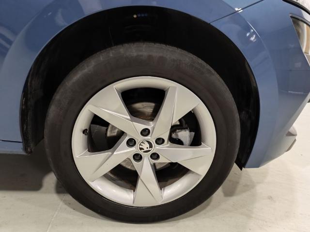 Skoda Kamiq 1.0 TSI Ambition DSG 81 kW (110 CV)