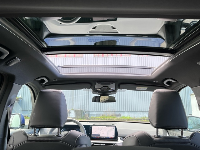 BMW X1 xDrive20d color Azul. Año 2025. 120KW(163CV). Diésel. En concesionario Celtamotor Vigo de Pontevedra