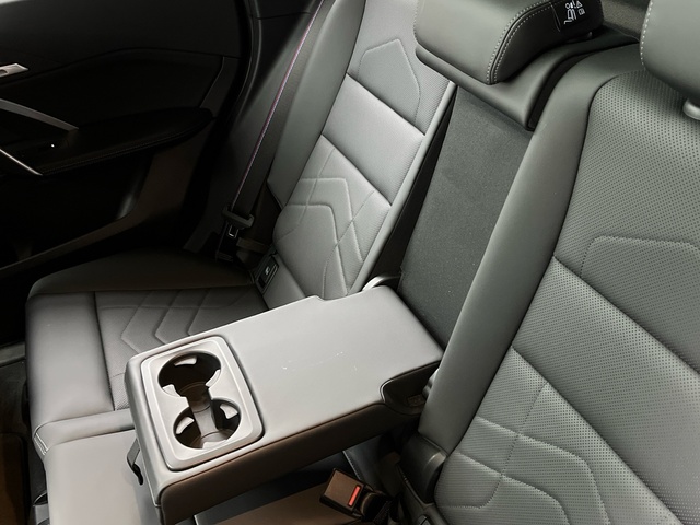 BMW X1 xDrive20d color Azul. Año 2025. 120KW(163CV). Diésel. En concesionario Celtamotor Vigo de Pontevedra