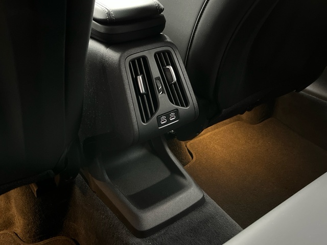 BMW X1 xDrive20d color Azul. Año 2025. 120KW(163CV). Diésel. En concesionario Celtamotor Vigo de Pontevedra