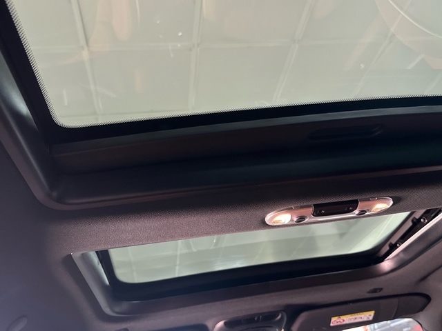 fotoG 13 del MINI MINI Countryman Cooper 100 kW (136 CV) 136cv Gasolina del 2023 en Asturias