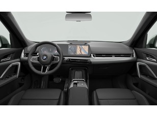 Fotos de BMW X1 xDrive20d color Gris Plata. Año 2025. 120KW(163CV). Diésel. En concesionario Celtamotor Vigo de Pontevedra
