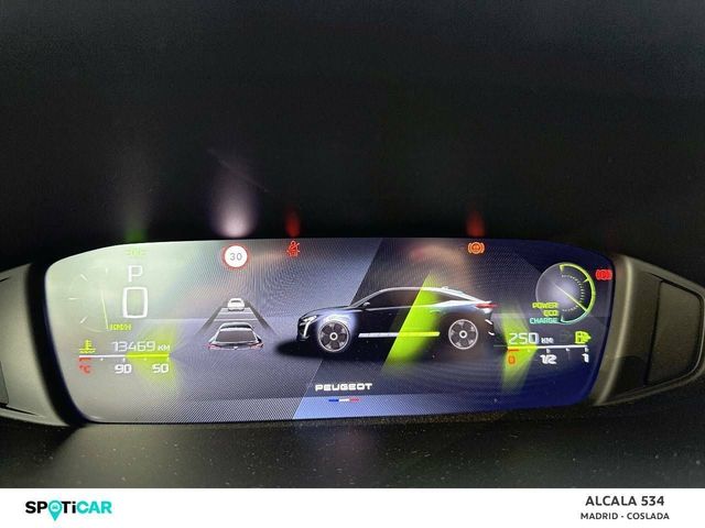 Foto 13 Peugeot 408 Allure Hybrid eDCS6 100 kW (136 CV)