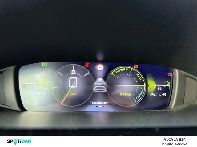 Foto 15 Peugeot 408 Allure Hybrid eDCS6 100 kW (136 CV)