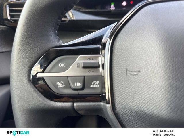 Foto 21 Peugeot 408 Allure Hybrid eDCS6 100 kW (136 CV)