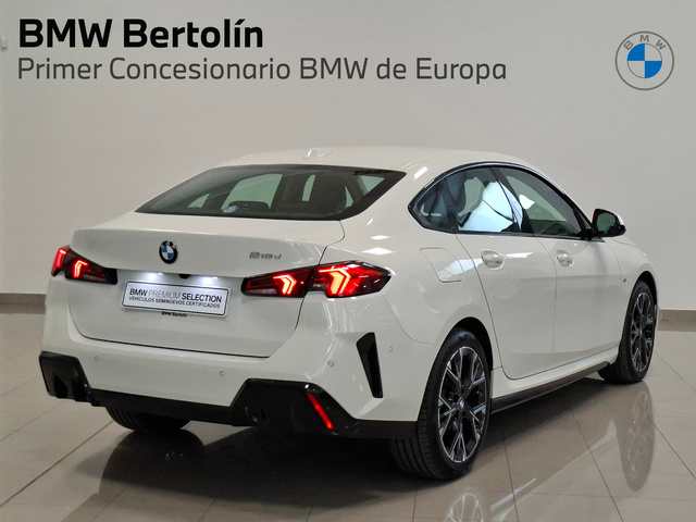 BMW Serie 2 218d Gran Coupe color Blanco. Año 2025. 110KW(150CV). Diésel. En concesionario Automoviles Bertolin, S.L. de Valencia