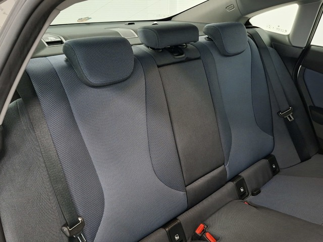 BMW Serie 2 218d Gran Coupe color Blanco. Año 2025. 110KW(150CV). Diésel. En concesionario Automoviles Bertolin, S.L. de Valencia