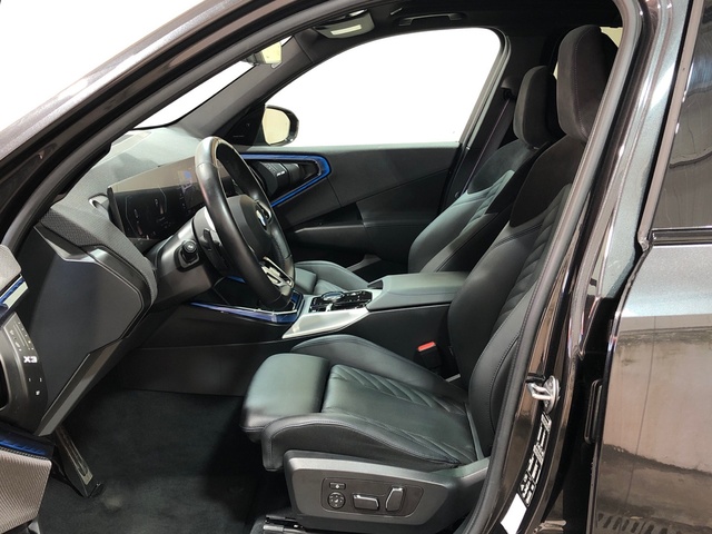 BMW X3 xDrive20d color Gris. Año 2025. 145KW(197CV). Diésel. En concesionario Movilnorte El Carralero de Madrid