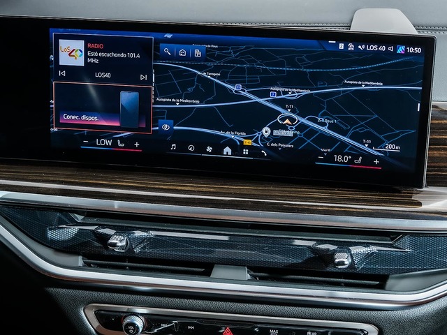 BMW X5 xDrive50e color Negro. Año 2024. 360KW(489CV). Híbrido Electro/Gasolina. En concesionario Oliva Motor Tarragona de Tarragona