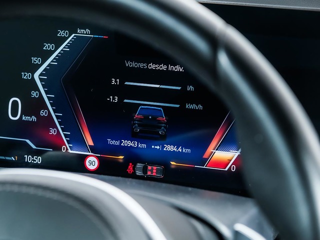 BMW X5 xDrive50e color Negro. Año 2024. 360KW(489CV). Híbrido Electro/Gasolina. En concesionario Oliva Motor Tarragona de Tarragona