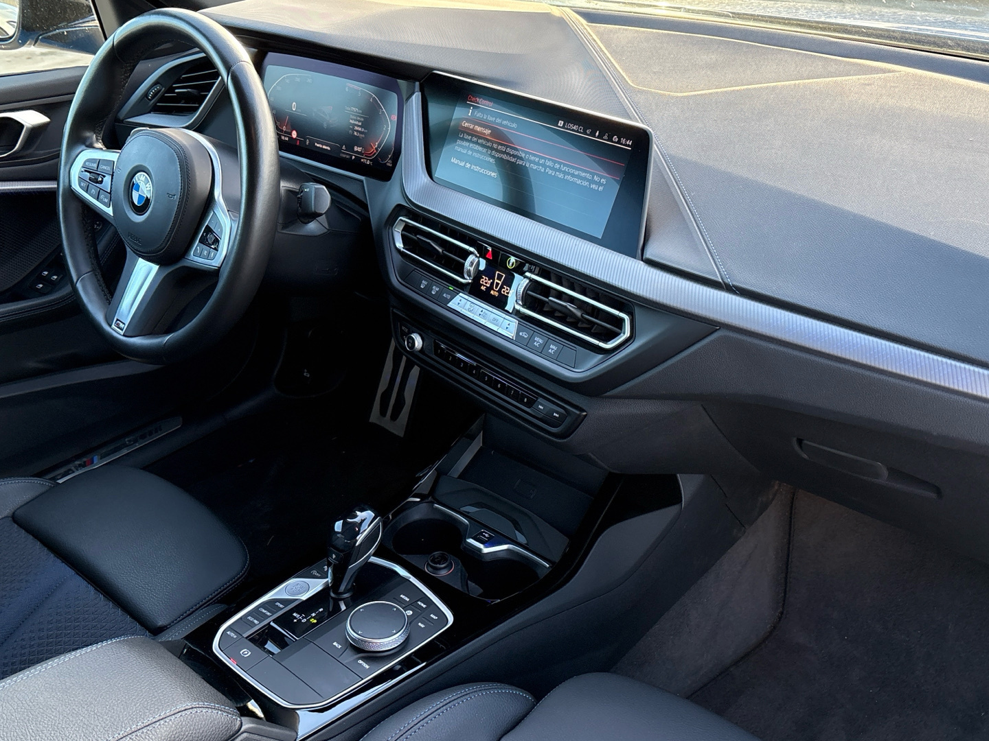 BMW Serie 2 218d Gran Coupe color Azul. Año 2021. 110KW(150CV). Diésel. En concesionario BYmyCAR Madrid - Algete de Madrid