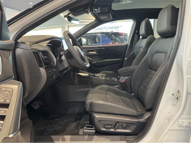 Foto 23 Nissan Qashqai E-POWER N-Design 140 kW (190 CV)