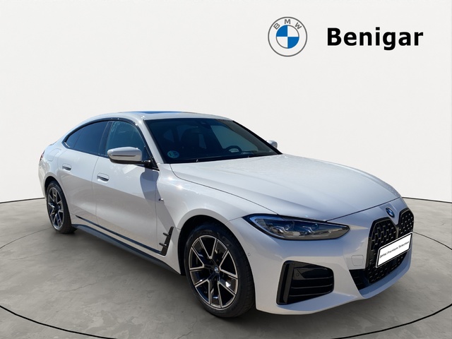 BMW Serie 4 420d Gran Coupe color Blanco. Año 2024. 140KW(190CV). Diésel. En concesionario Hispamovil, Orihuela de Alicante