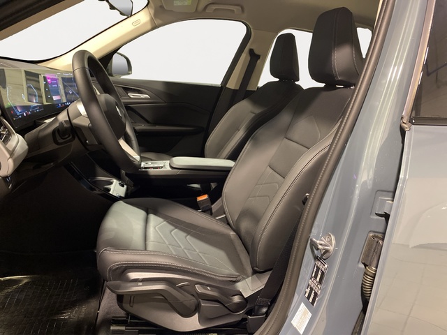 BMW X1 sDrive18i color Verde. Año 2024. 100KW(136CV). Gasolina. En concesionario Hispamovil, Orihuela de Alicante