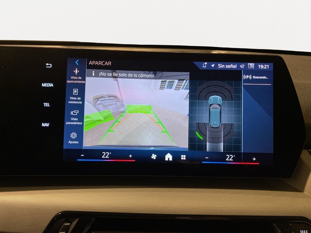 BMW X1 sDrive18i color Verde. Año 2024. 100KW(136CV). Gasolina. En concesionario Hispamovil, Orihuela de Alicante