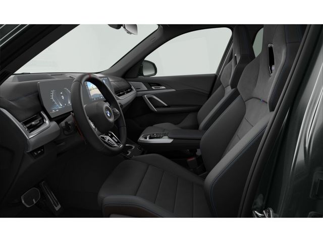 BMW X1 M35i color Gris Plata. Año 2025. 221KW(300CV). Gasolina. En concesionario Oliva Motor Girona de Girona