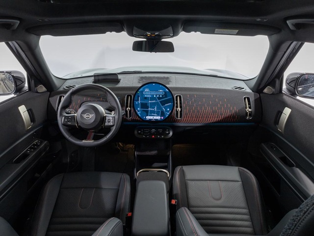 fotoG 6 del MINI MINI Countryman D 120 kW (163 CV) 163cv Diésel del 2025 en Girona