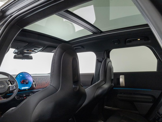 fotoG 27 del MINI MINI Countryman D 120 kW (163 CV) 163cv Diésel del 2025 en Girona