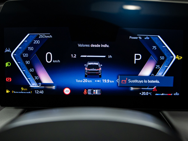 BMW X1 sDrive18i color Negro. Año 2025. 100KW(136CV). Gasolina. En concesionario BMW Fuenteolid Valladolid de Valladolid