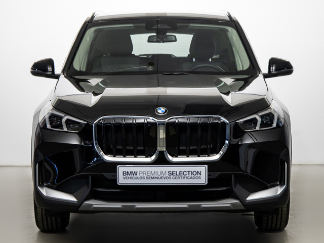 BMW X1 sDrive18d color Negro. Año 2025. 110KW(150CV). Diésel. En concesionario BMW Fuenteolid Valladolid de Valladolid
