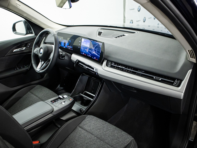 BMW X1 sDrive18d color Negro. Año 2025. 110KW(150CV). Diésel. En concesionario BMW Fuenteolid Valladolid de Valladolid